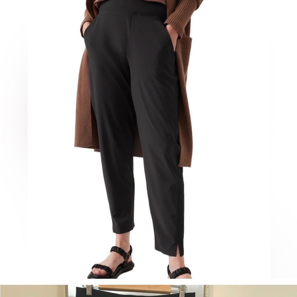 Athleta Brooklyn Ankle pant black pull on jogger pant size 0
